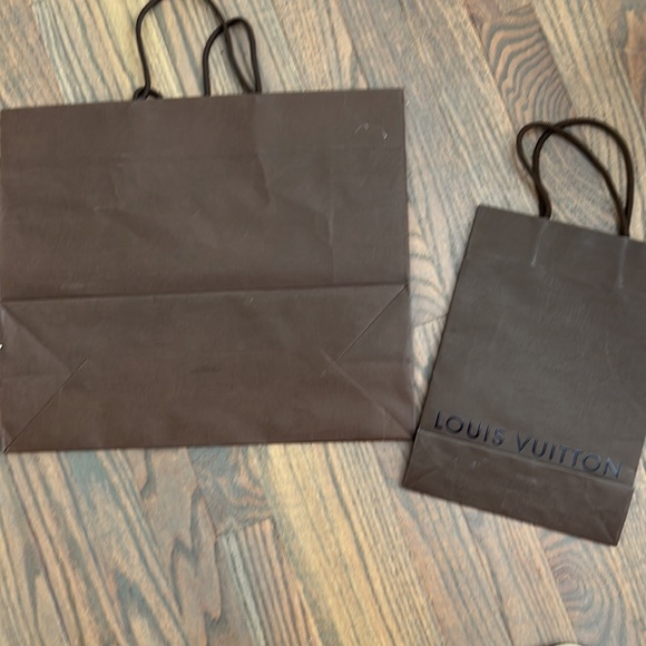 Set of 2 Authentic Louis Vuitton store Shopping Bags - Medium and Small size - Picture 2 of 2